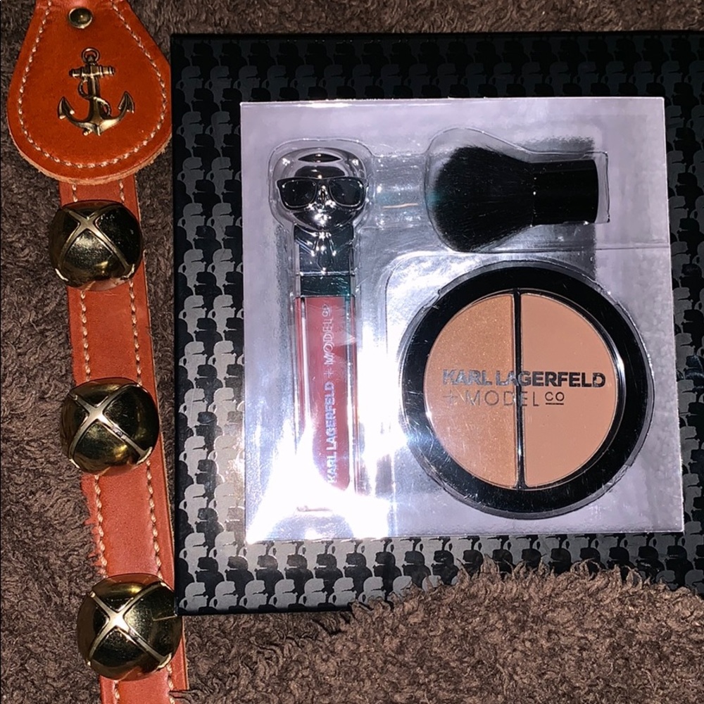 KARL LAGERFELD + MODEL co LUXE BEAUTY GIFT SET